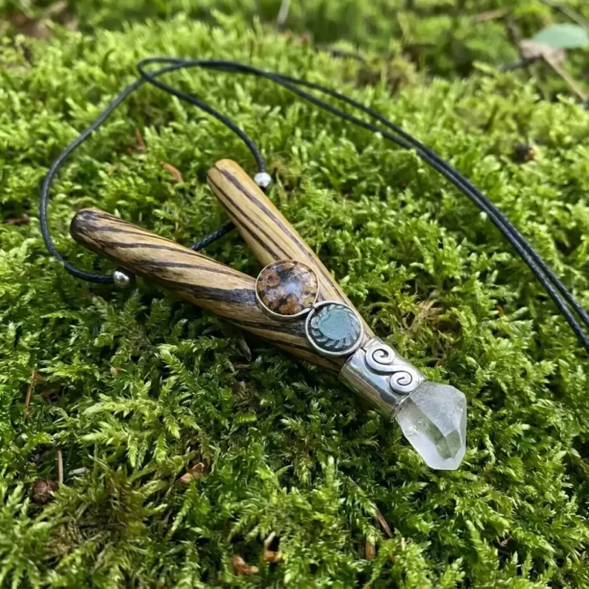 Kuripe Crystal Aya wood