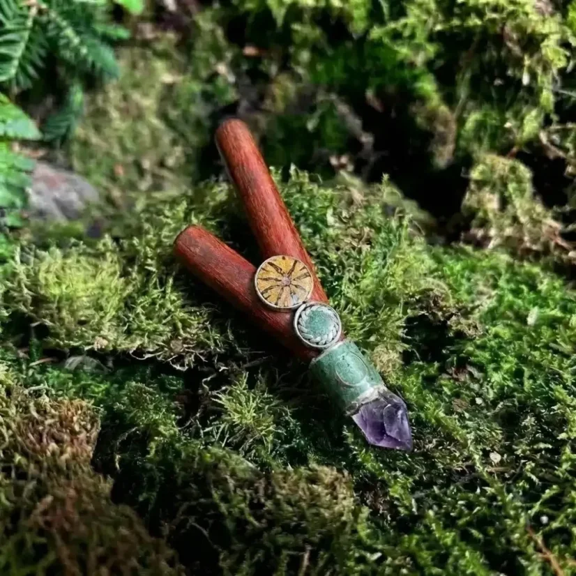 Kuripe Bloodwood Aya & Crystal